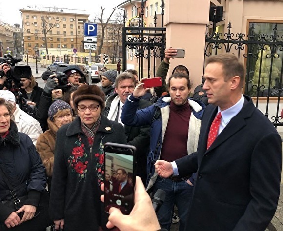 Депутат, организовавшая встречу с участием Навального, вышла из столичного отделения КПРФ