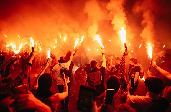 Фанаты Макса Коржа устроили пожар на концерте в Перми, а в Пензе получили ожоги