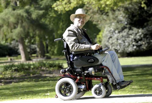 Как выбрать электрическую инвалидную коляску и на что стоит обратить внимание