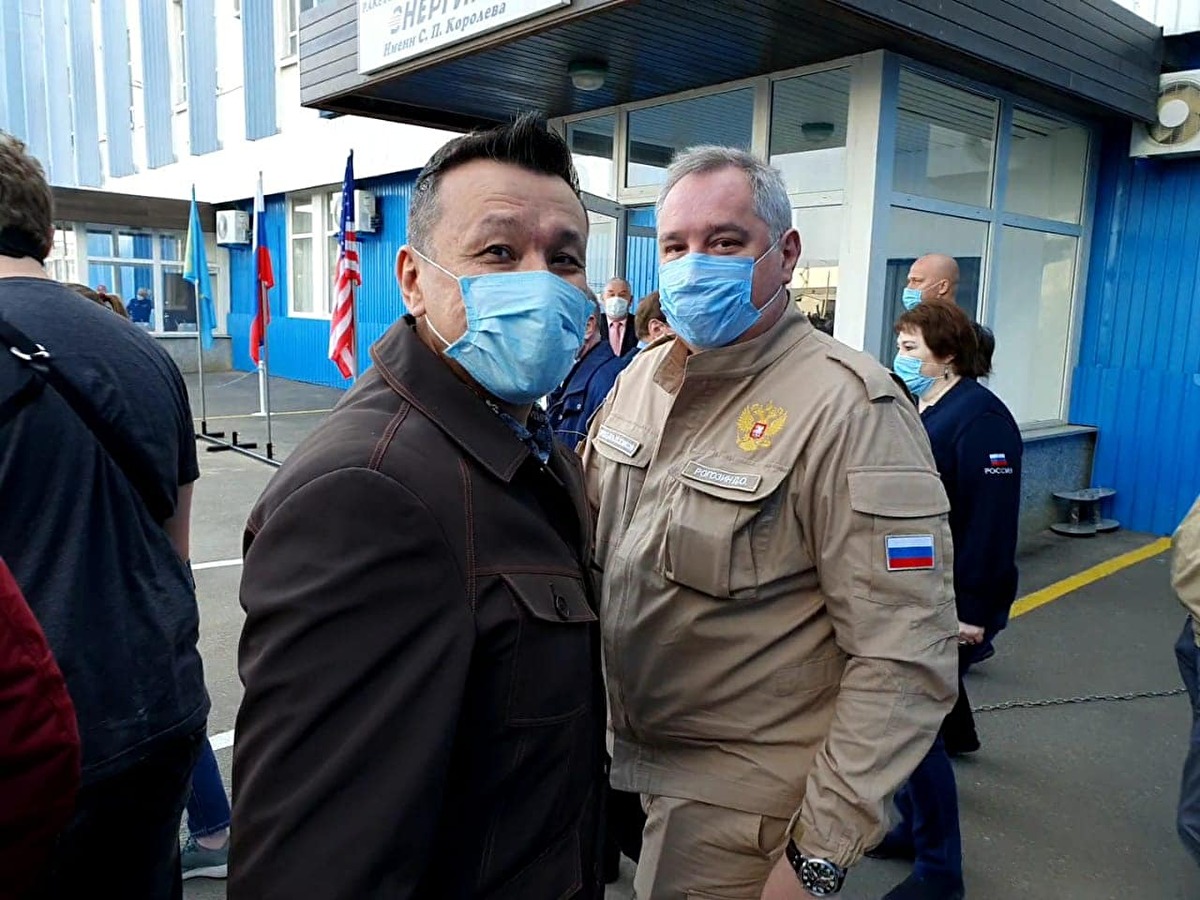Рогозин сообщил о пропаже в Алма-Ате рок-музыканта Ильяса Аутова