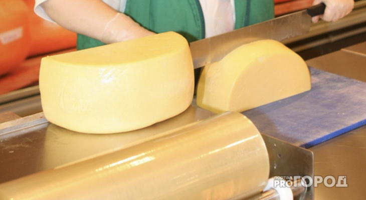 Продукт, который нельзя назвать сыром: Роскачество опубликовало рейтинг сыров