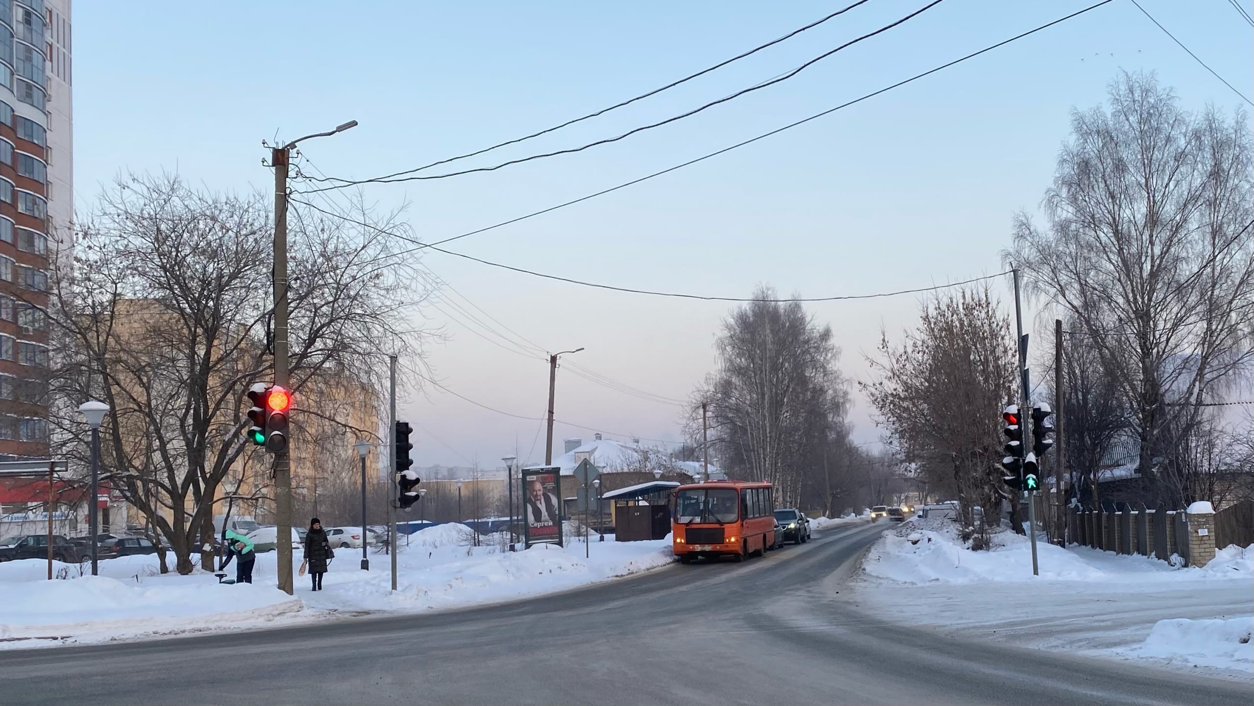 Жители Кирова на 25 процентов меньше стали пользоваться автобусами