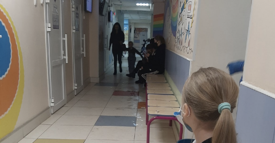В Кирове еще одна поликлиника будет принимать только пациентов с коронавирусом и ОРВИ